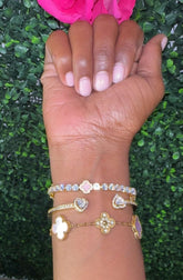 ALL EYES ON ME BRACELET SET