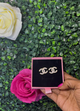 Pretty pearl Stud Earrings